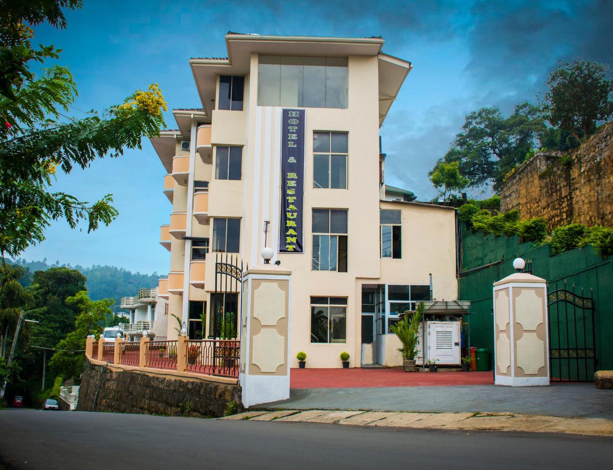 Hotel Lakefield Канди Екстериор снимка
